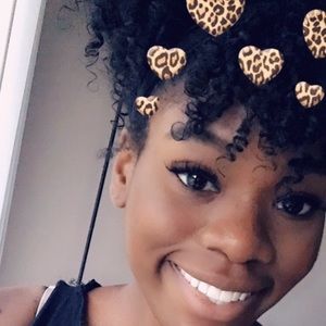 Meet your Posher, Hope